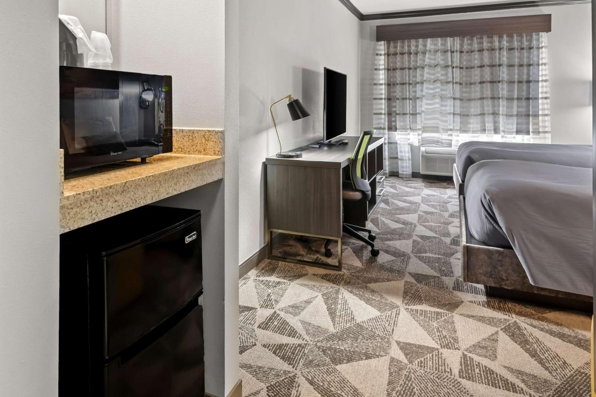 Big Country Hotel & Suites, Surestay Collection By BW Abilene Exterior photo
